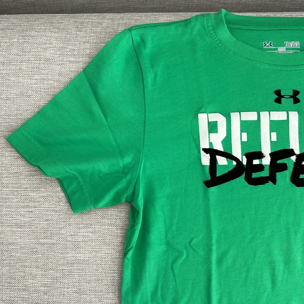 Awesome Under Armour Refuse Defeat Shirt Youth Large - Picture 2 of 14